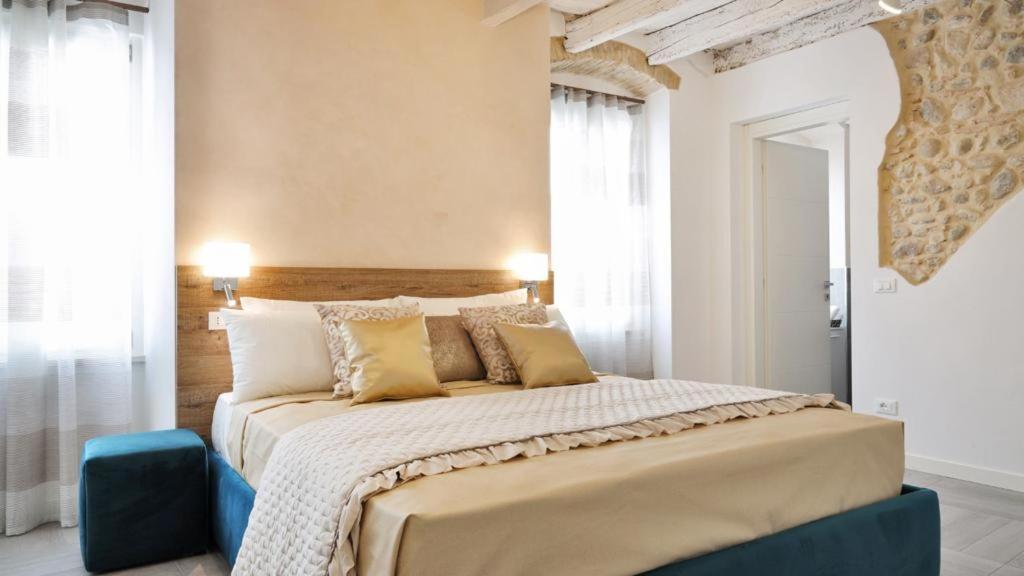 Apartament Dimora Di Charme Peschiera Del Garda Zewnętrze zdjęcie